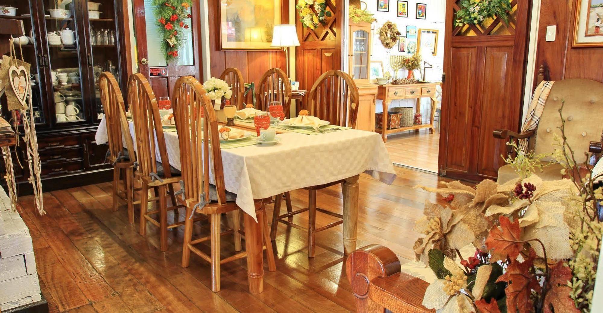 Guest Haven Chalet Baguio Bed And Breakfast Baguio City Kültér fotó